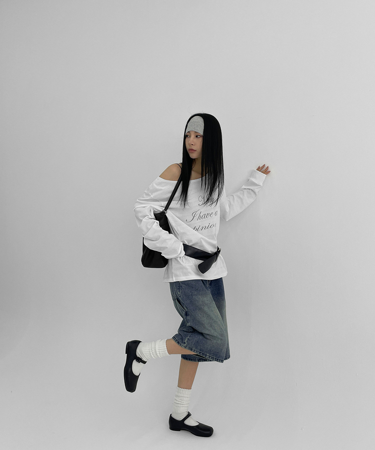 レタリングオフショルダー長袖Tシャツ IVORY
