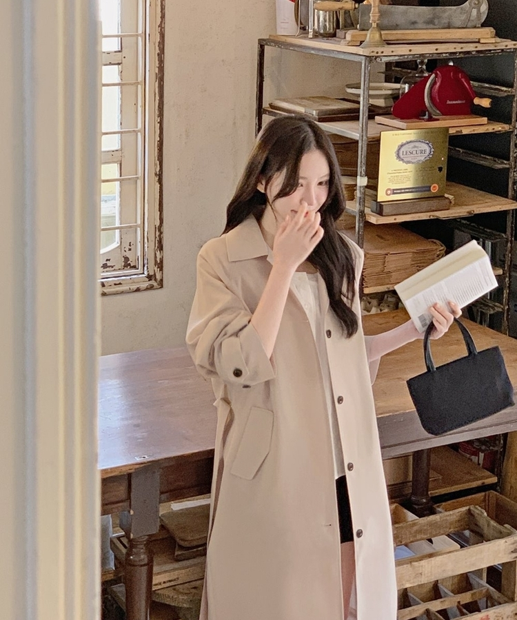 ピンタックロングトレンチコート LIGHT BEIGE