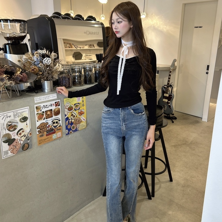 タイ付きスカーレットTシャツ BLACK