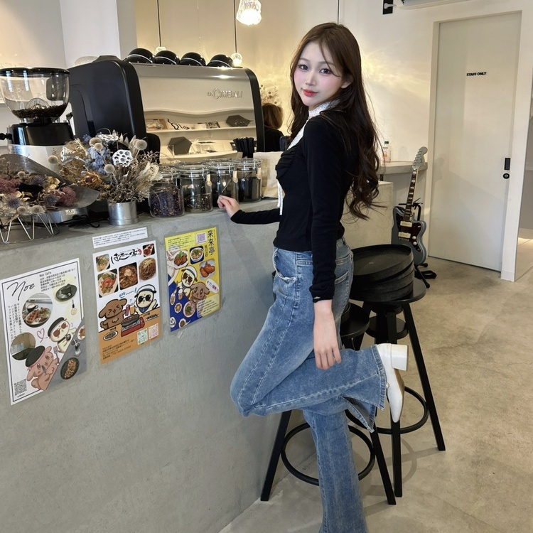 タイ付きスカーレットTシャツ BLACK