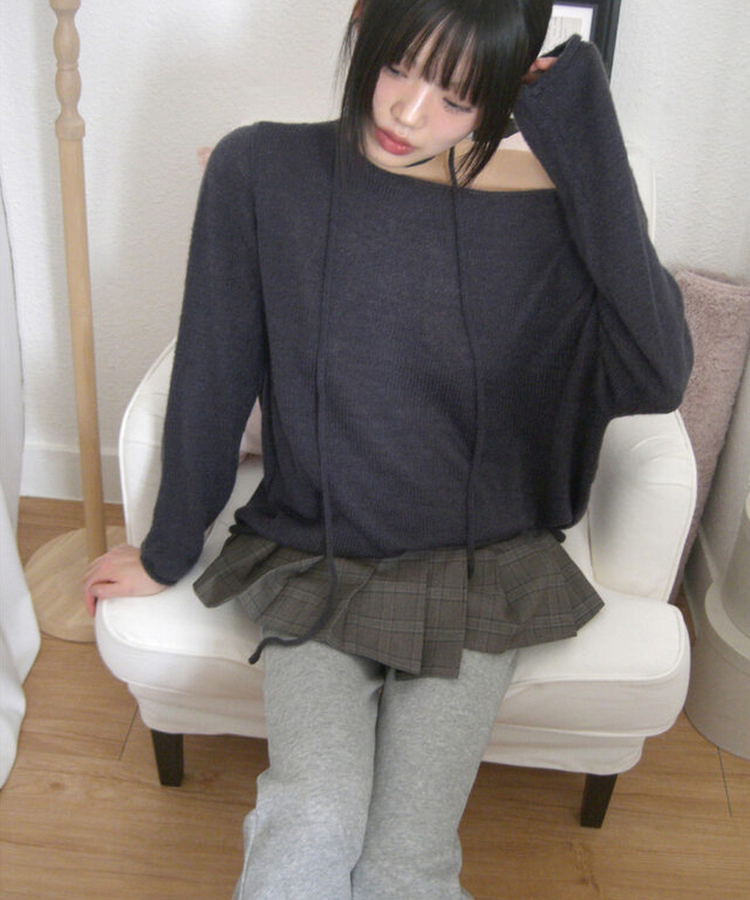 ルーズフィットストラップニット CHARCOAL