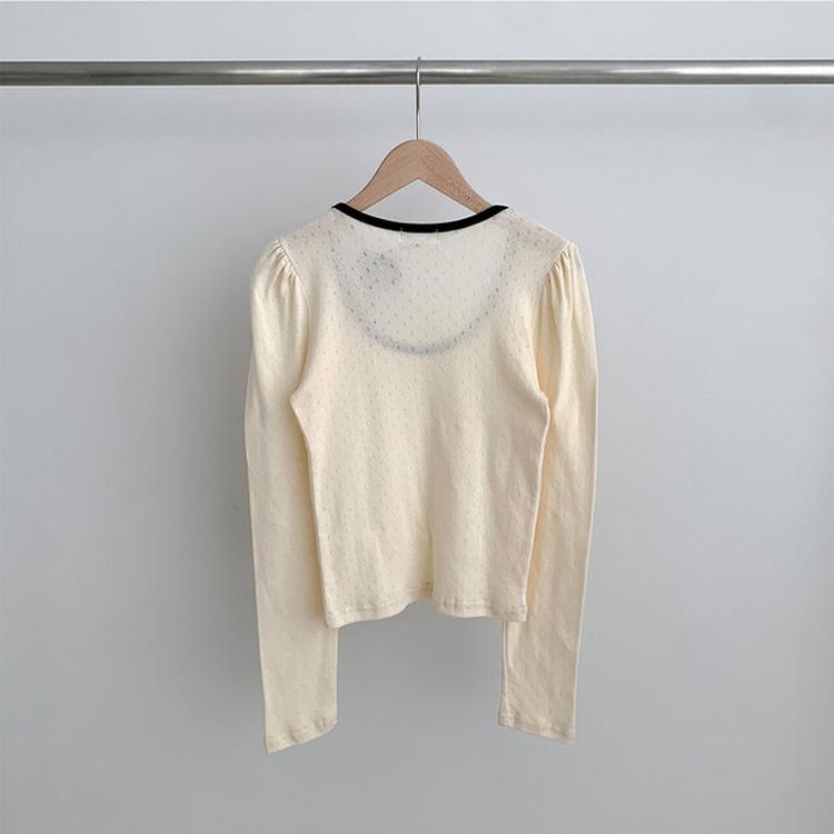 フラワーパンチングリボン長袖Tシャツ