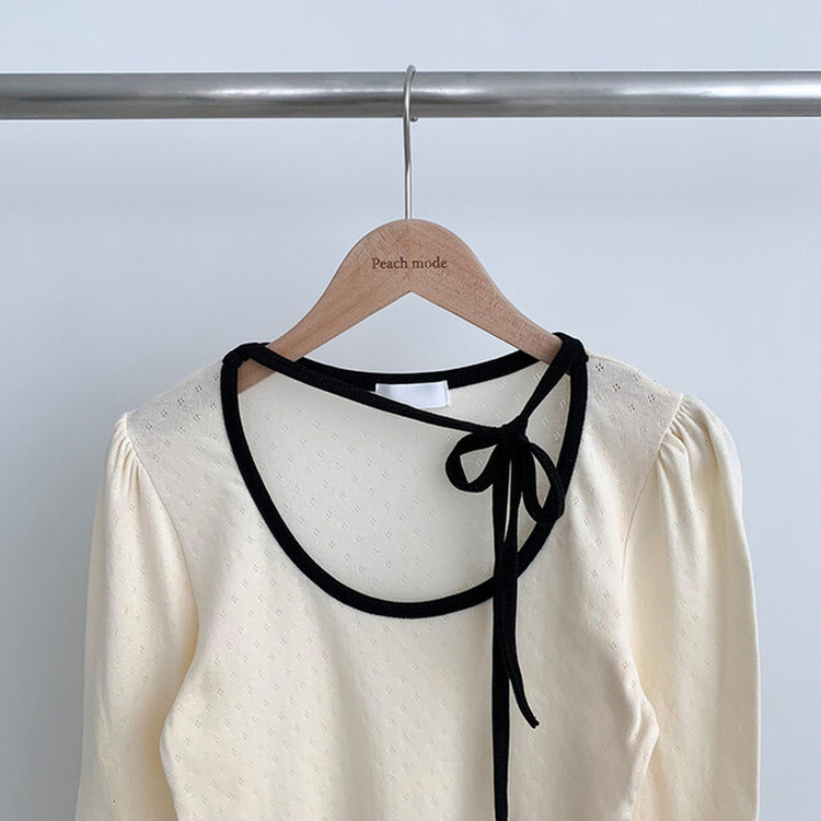 フラワーパンチングリボン長袖Tシャツ