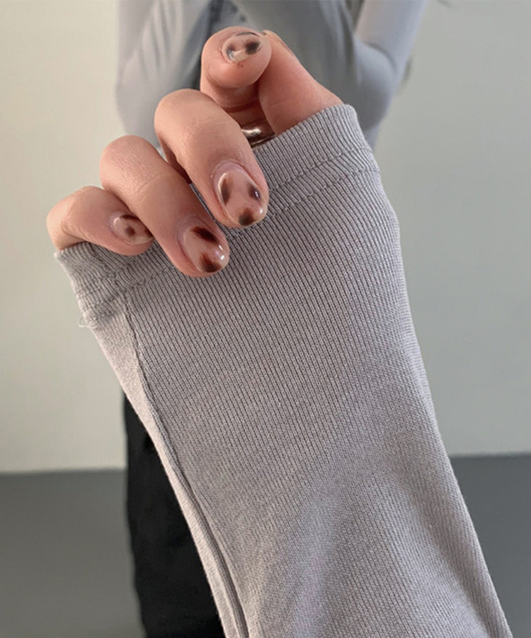 レタリングスリム長袖Tシャツ GREY