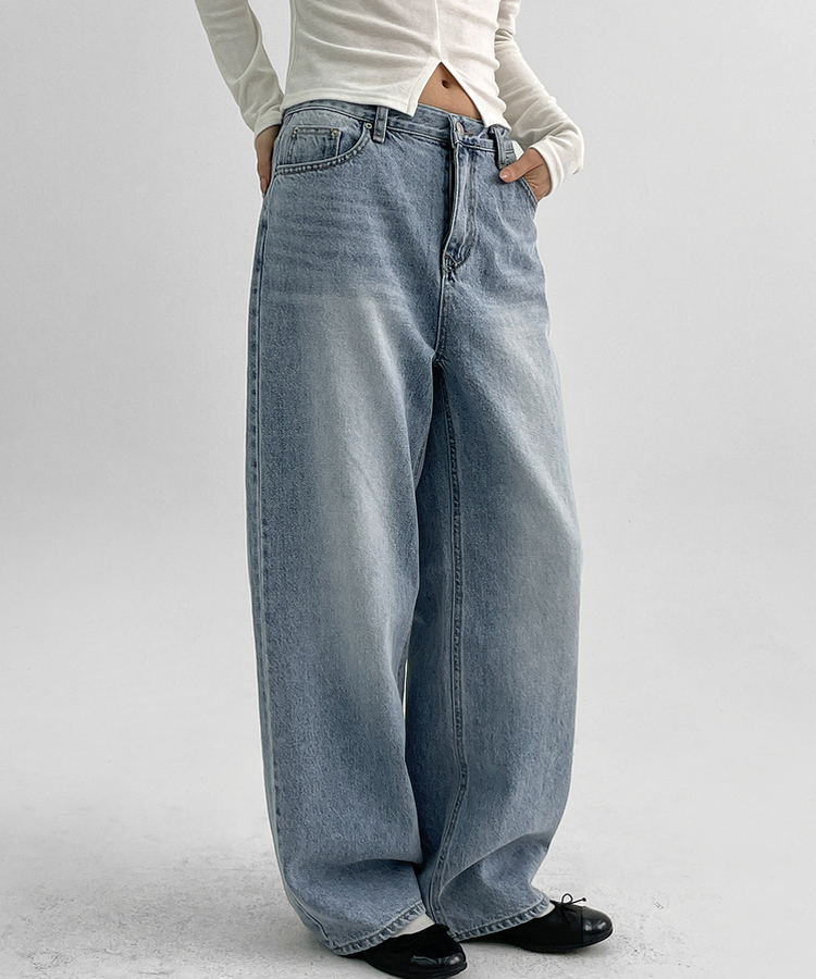 ウォッシングストレートデニムパンツ LIGHT BLUE