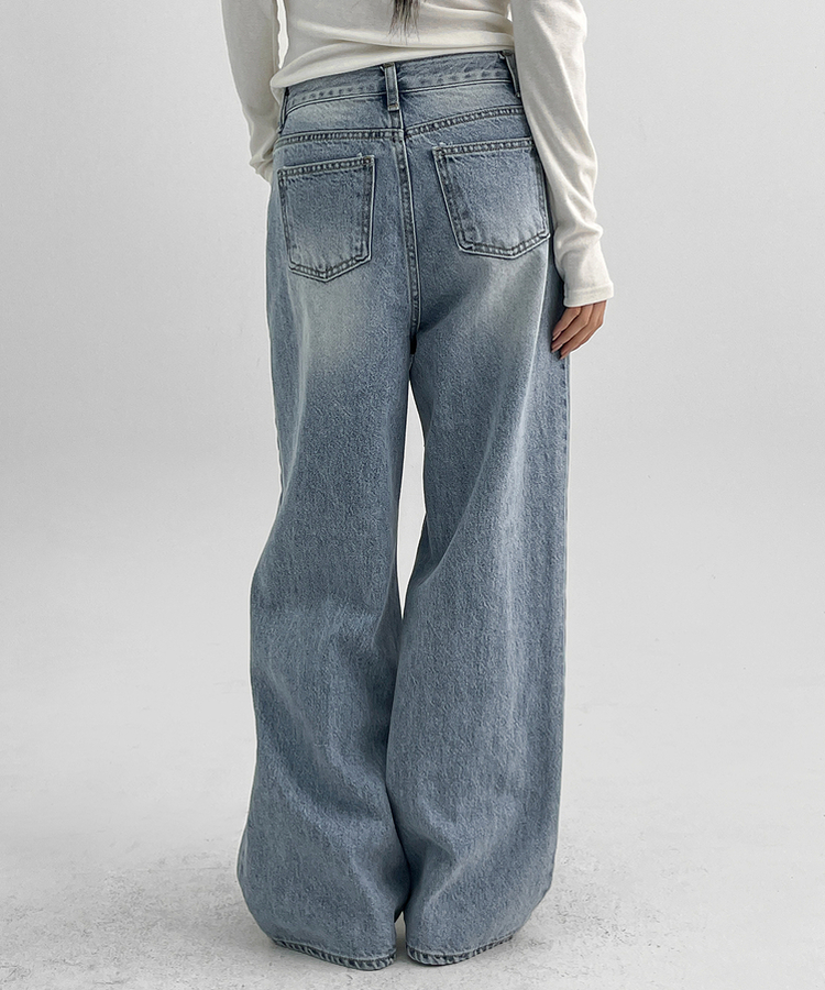 ウォッシングストレートデニムパンツ LIGHT BLUE