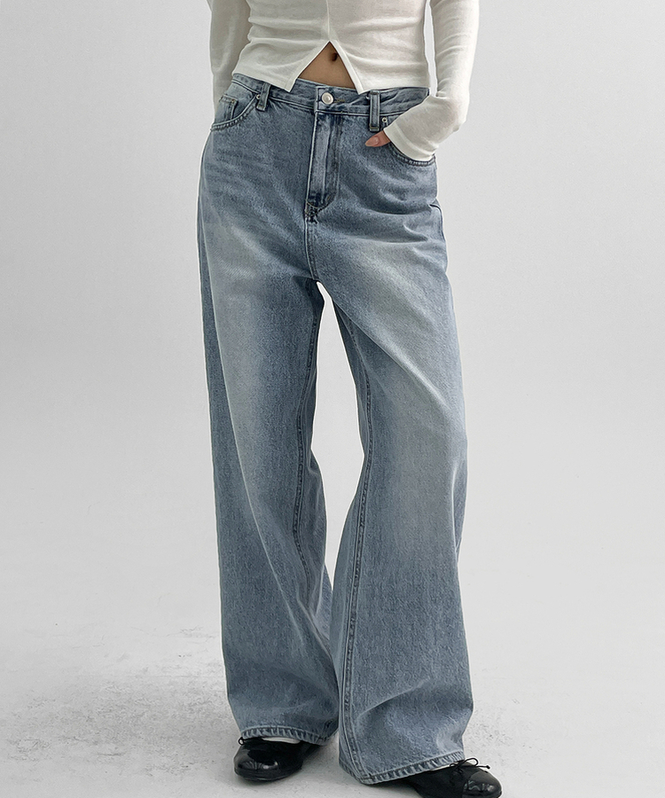 ウォッシングストレートデニムパンツ LIGHT BLUE