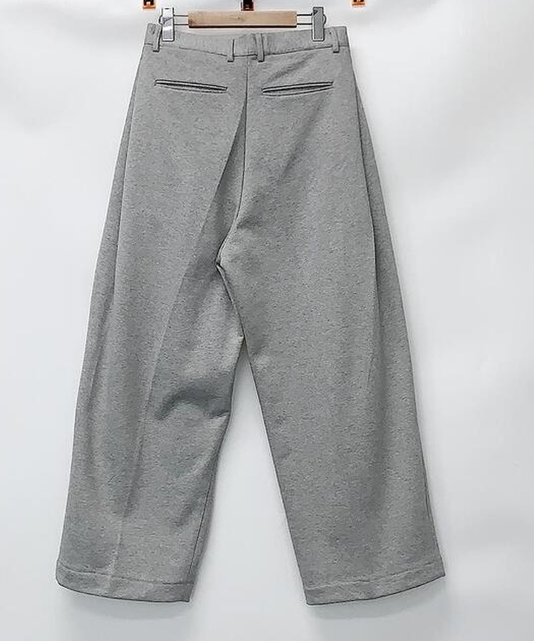 トレーニングピンタックスラックス