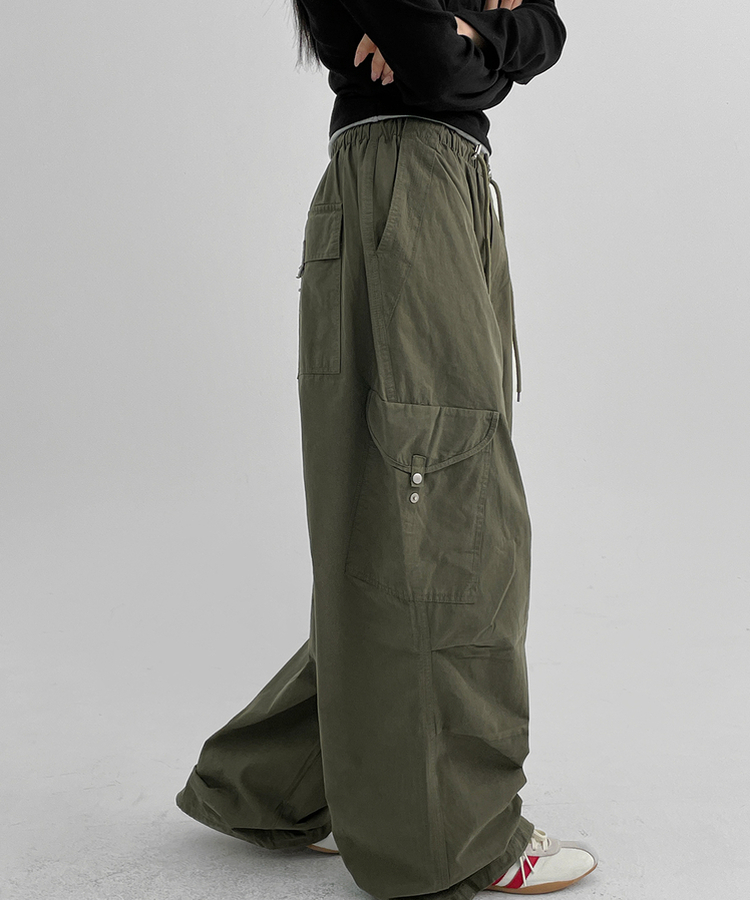 パラシュートカーゴワイドパンツ KHAKI