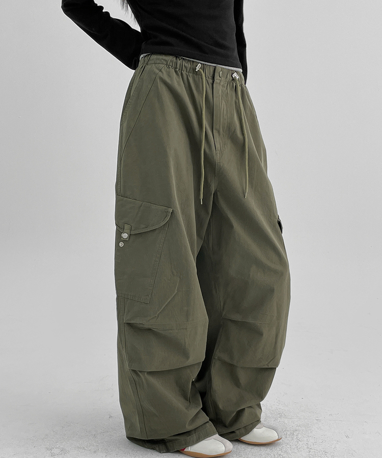 パラシュートカーゴワイドパンツ KHAKI