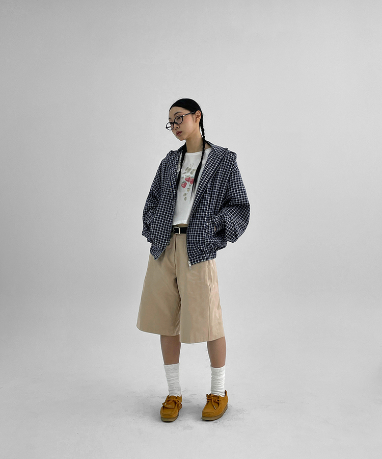 ロベリーセミクロップ長袖Tシャツ IVORY