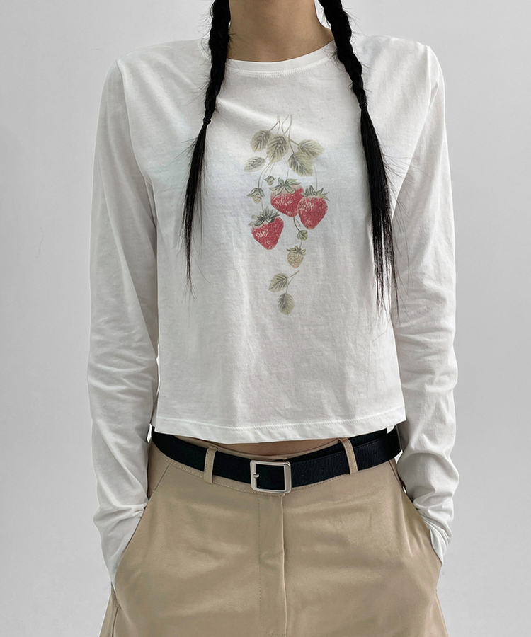 ロベリーセミクロップ長袖Tシャツ IVORY