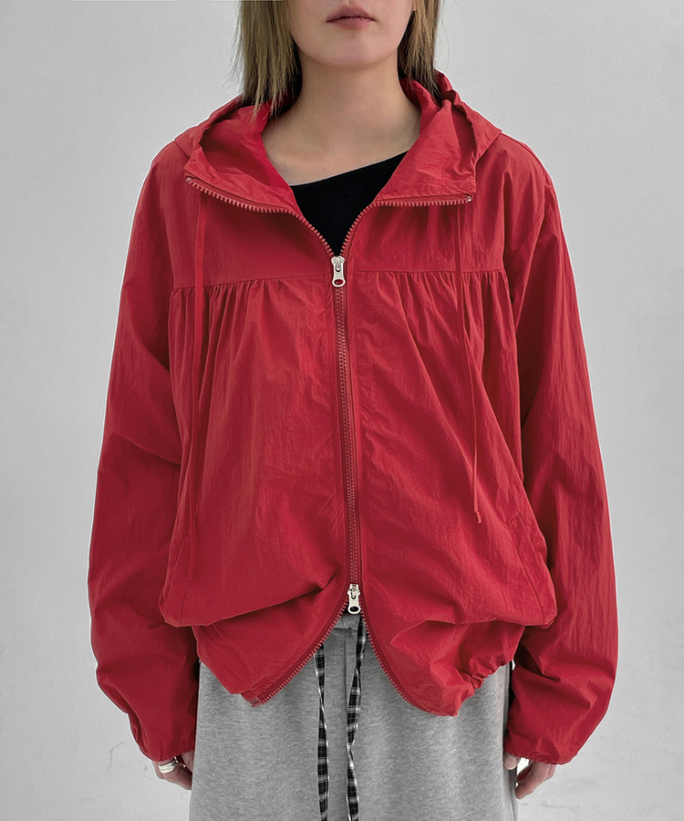 シャーリングウィンドブレーカー RED