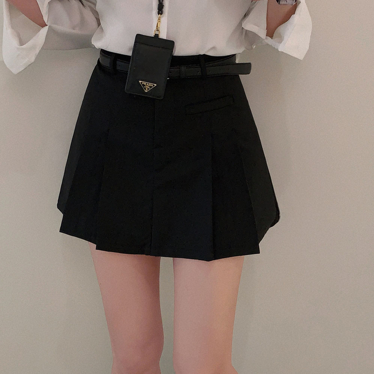도미노 플리츠 투핀턱 페이크포켓 A라인 미니 스커트 블랙