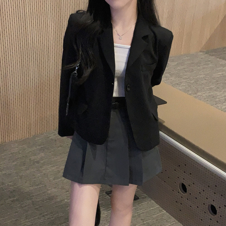 도미노 플리츠 투핀턱 페이크포켓 A라인 미니 스커트 차콜