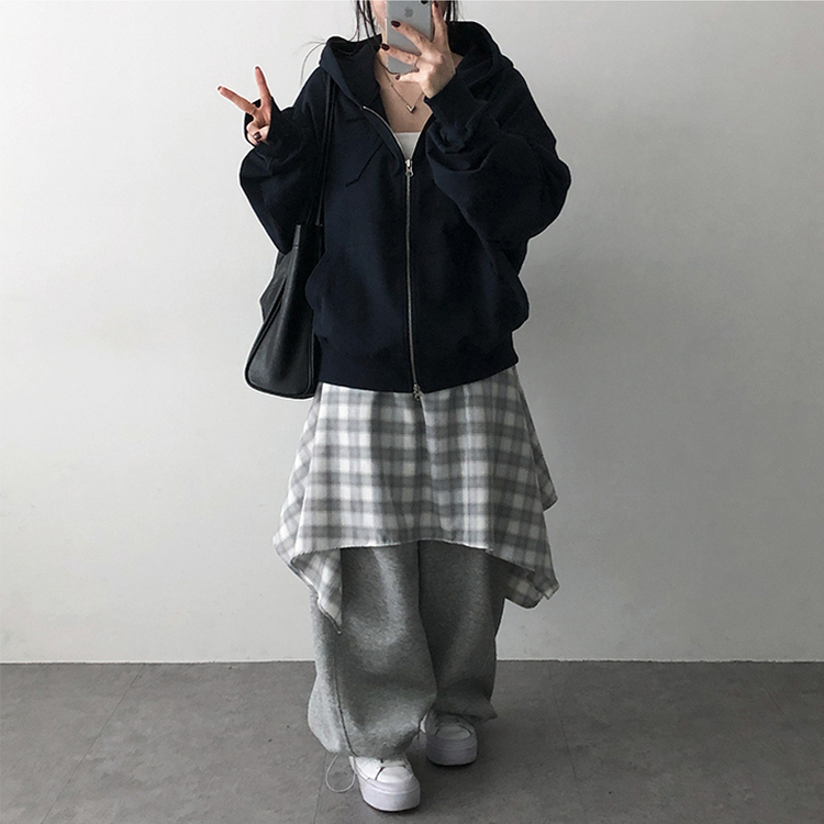 ハート刺繍フードジップアップ NAVY