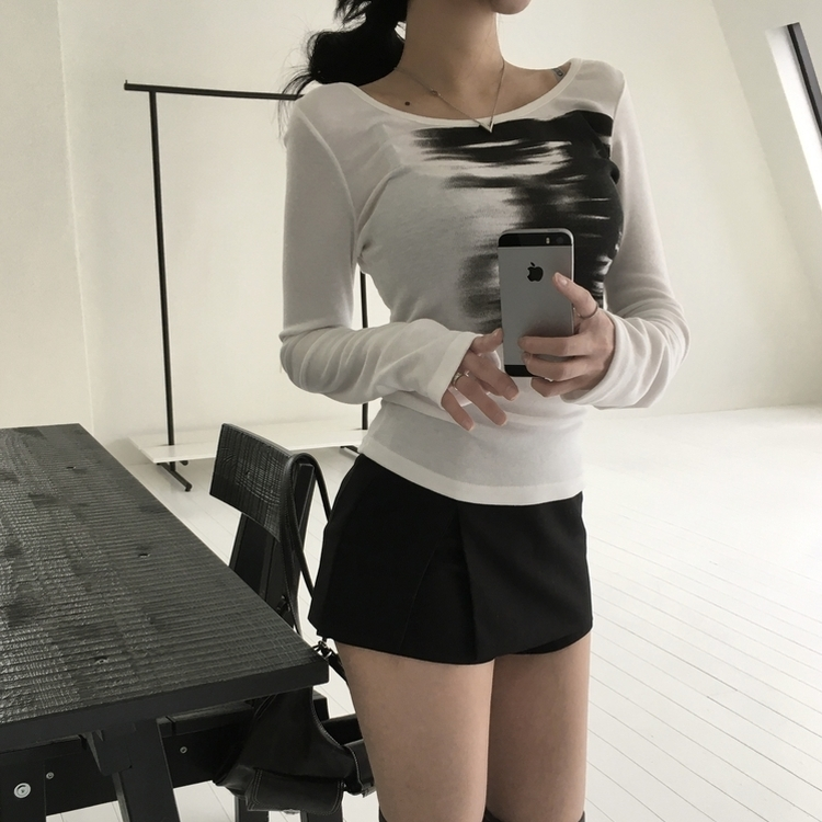 Uネック長袖Ｔシャツ IVORY