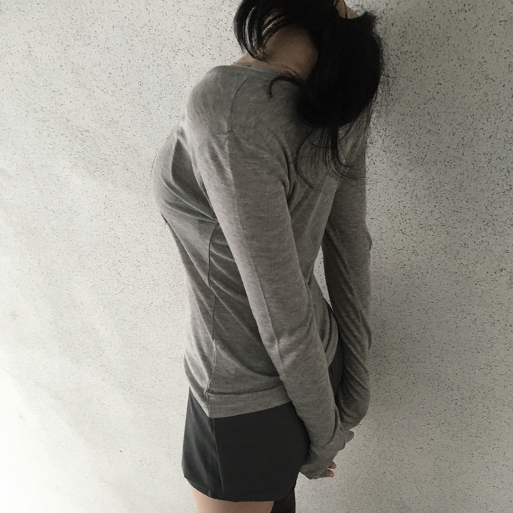 カメリ長袖Ｔシャツ GREY