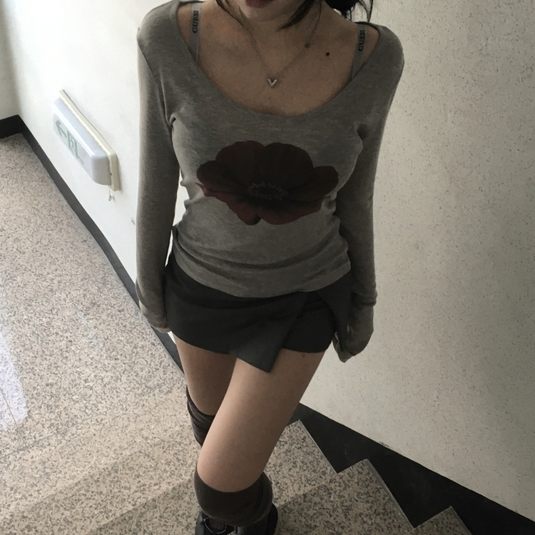 カメリ長袖Ｔシャツ GREY