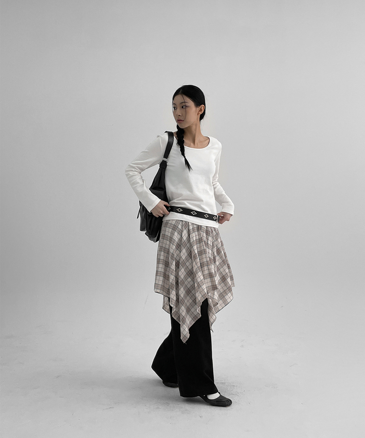 ルーズフィットUネック長袖Tシャツ WHITE