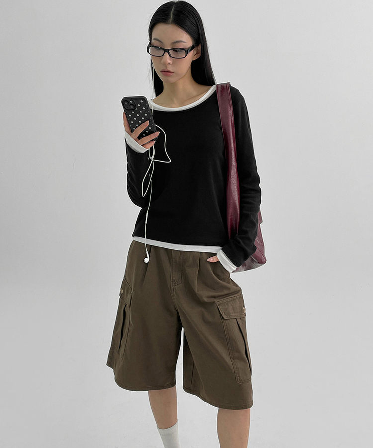 ルーズフィットUネック長袖Tシャツ BLACK
