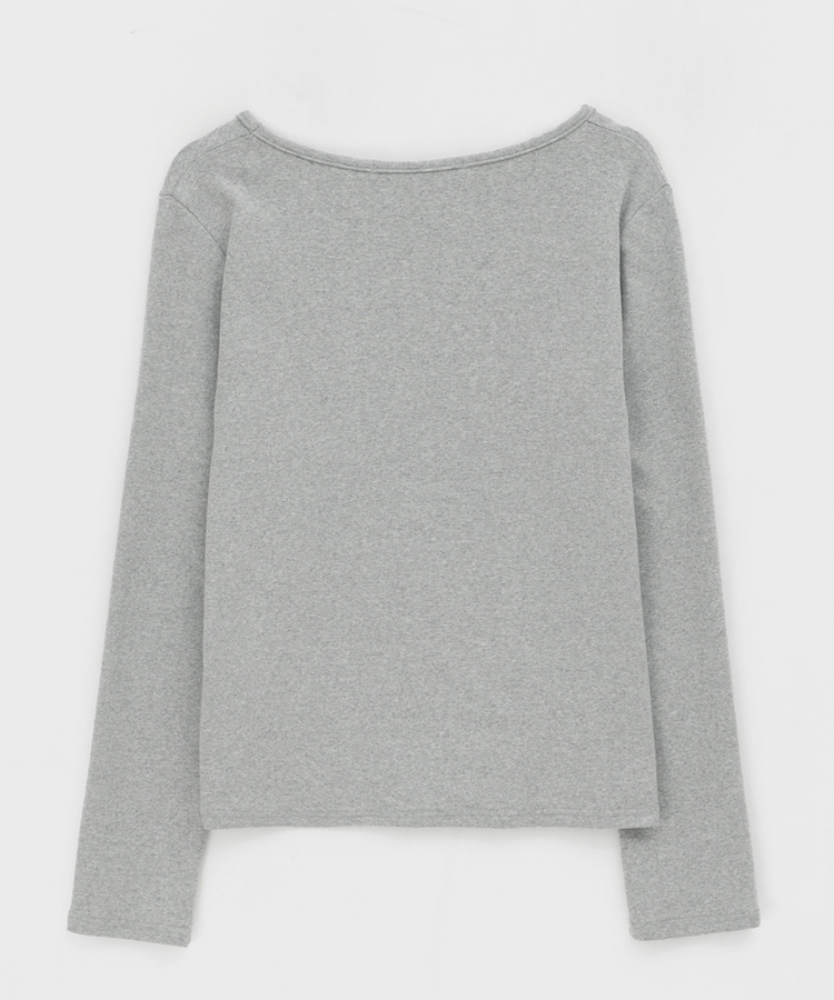 ルーズフィットUネック長袖Tシャツ