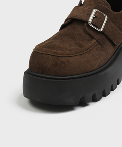 プラットフォームレザーローファー