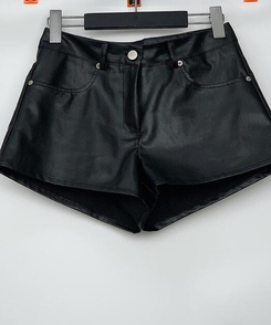 ショートパンツ リベットローショートパンツ