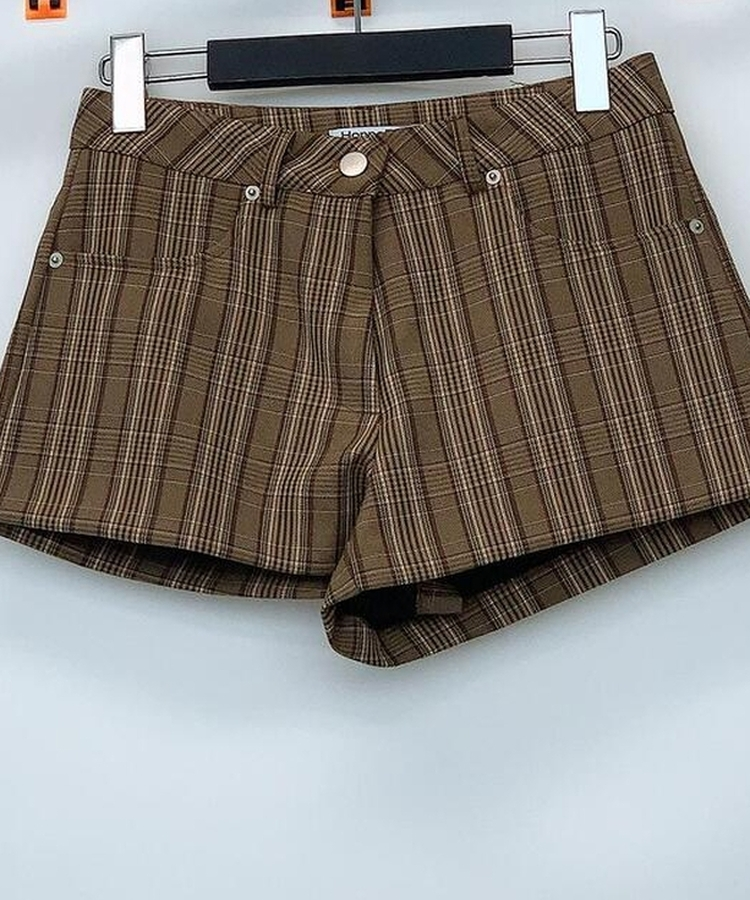 リベットローショートパンツ