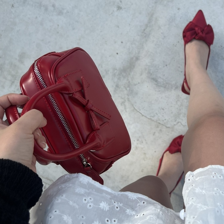 발레코어 리본 백 레드