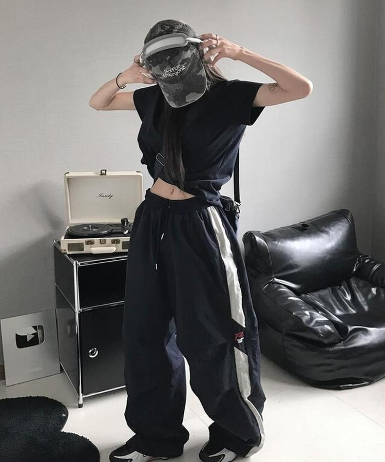 無地クロップTシャツ NAVY