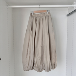 バルーンサイドポケットロングスカート