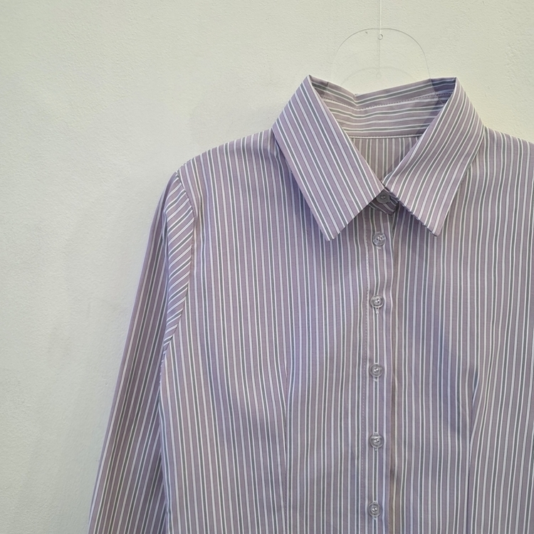 ストライプボタンクシャツ