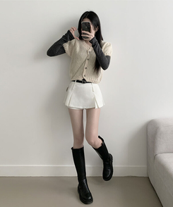 [벨트SET!/양면핀턱/2가지무드] 베니 미니 속바지 사이드 버튼 지퍼 양면 핀턱 숏 스커트 화이트