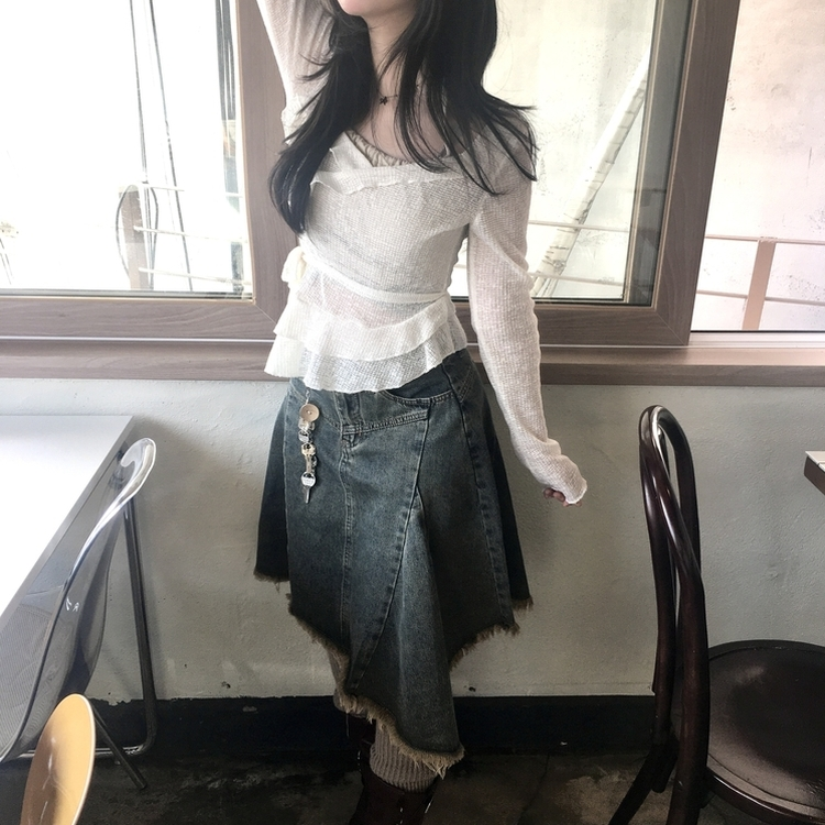 언발 프릴 나시 일체형 레이어드 긴팔 시스루 니트 베이지