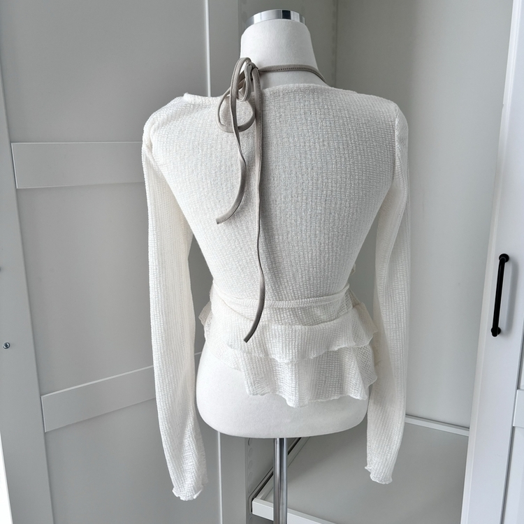 언발 프릴 나시 일체형 레이어드 긴팔 시스루 니트