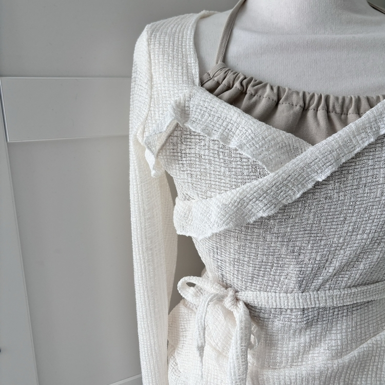 언발 프릴 나시 일체형 레이어드 긴팔 시스루 니트