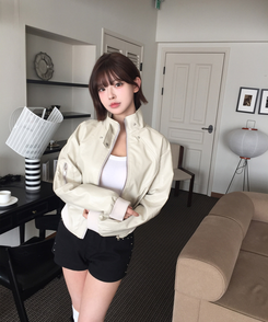 レザークロップラインジャケット IVORY