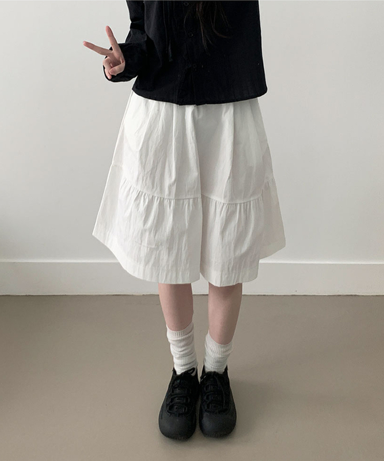 와튼 프론트 핀턱 포켓 코튼 플레어 밴딩 미디스커트 아이보리