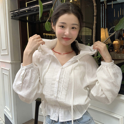 (キッチ/ガーリームード♥) ベアトリピンタックフリルレースフードブラウス   CREAM