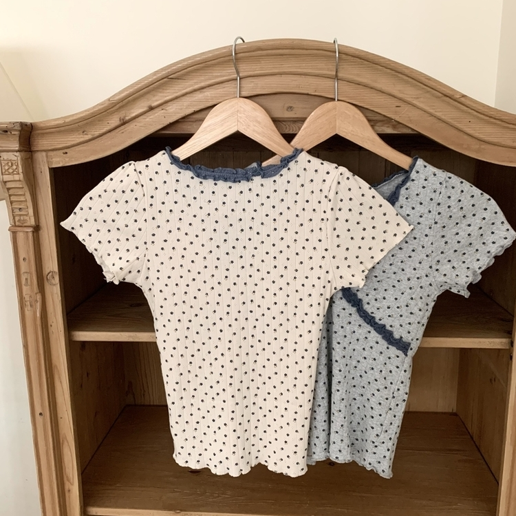 レースVネック半袖Tシャツ