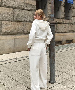 【MADE/数量限定】プレミアムフードジップアップトレーニングセット WHITE