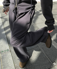 【MADE/数量限定】プレミアムフードジップアップトレーニングセット CHARCOAL