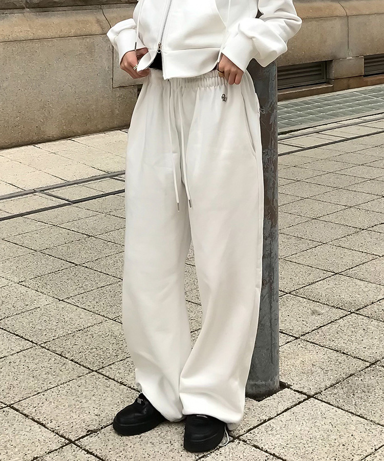 【MADE/数量限定】プレミアムフードジップアップトレーニングセット WHITE