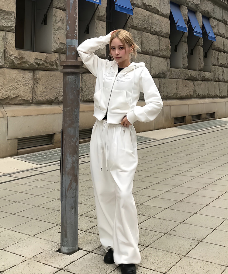 【MADE/数量限定】プレミアムフードジップアップトレーニングセット WHITE