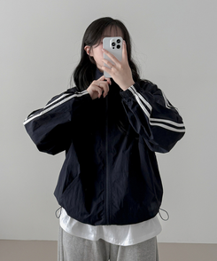 新品　hug your skin ウィンドブレーカー　パーカー　wishcore ユニセックスストリングウィンドブレーカー | ファッション通販