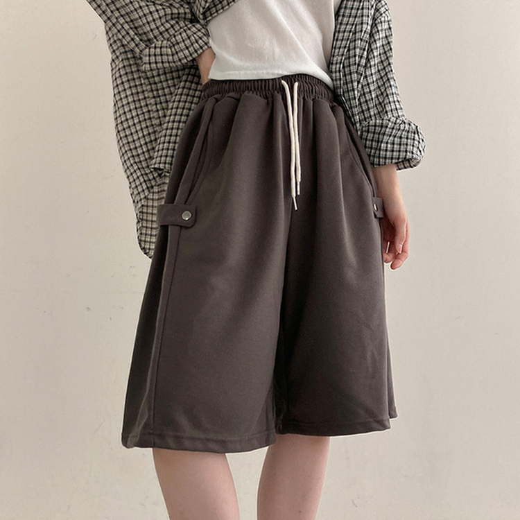 너디 사이드 비죠 트레이닝 반바지 버뮤다 팬츠 카키