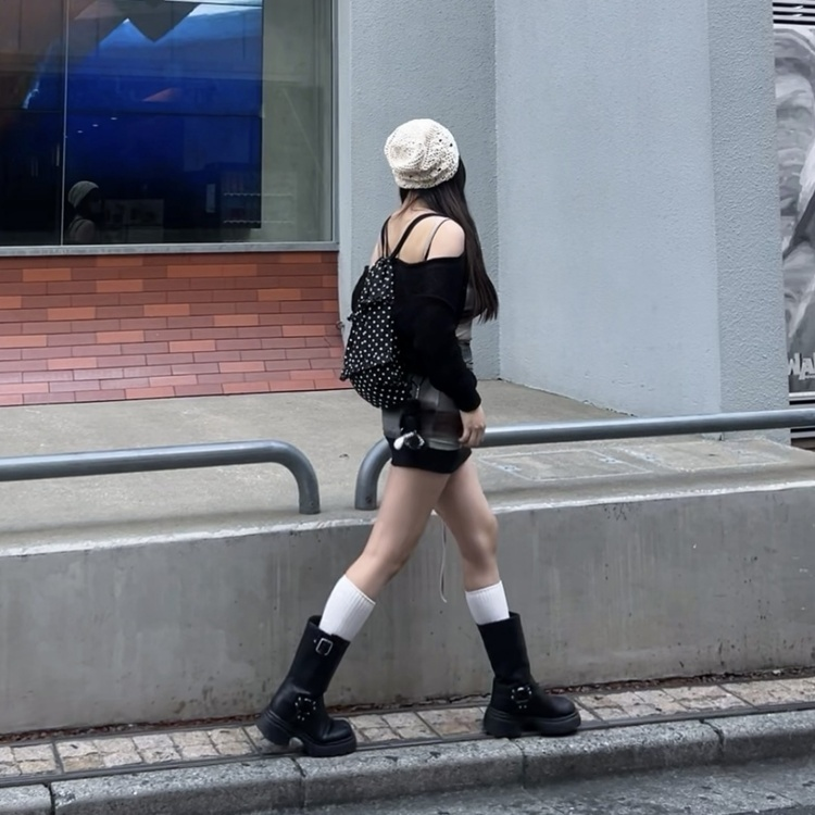 도트 프릴 배낭 블랙