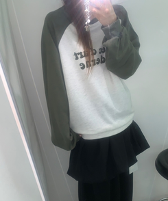 レタリングラグラントレーナー OATMEAL