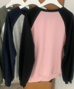 レタリングラグラントレーナー